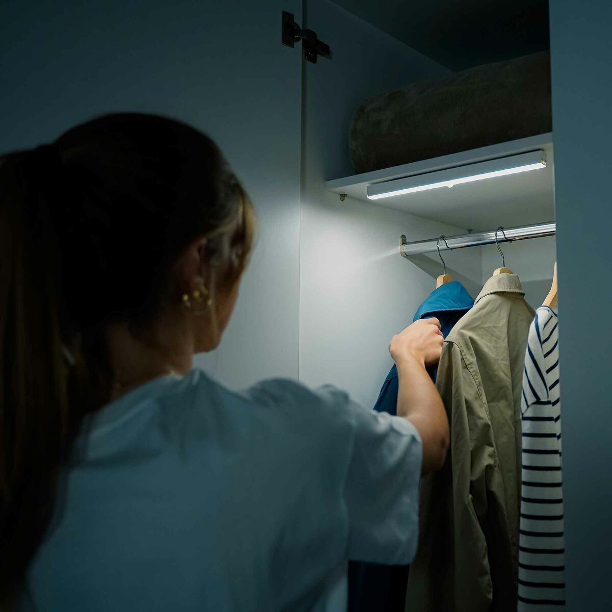 LED Light with Movement Sensor KSIX Grace-7